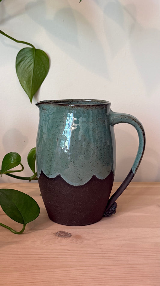 Scallop Design Pitcher